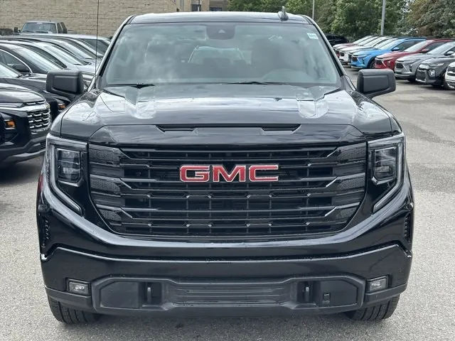 GMC Sierra 1500 2026 photo 2
