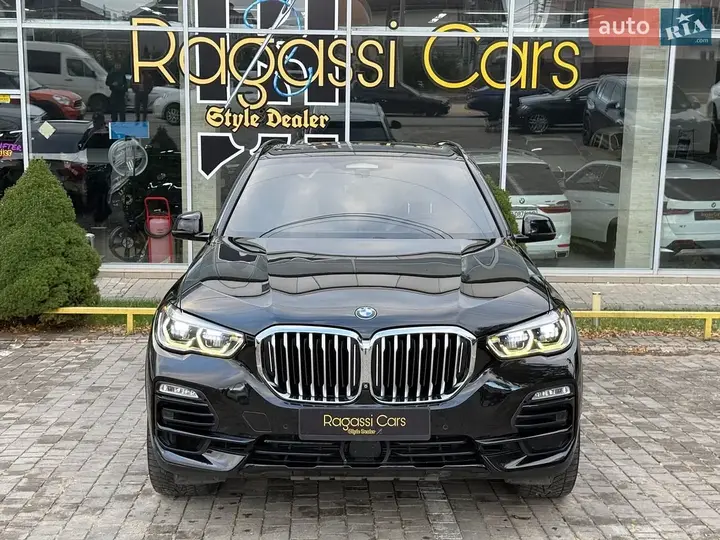 BMW X5 2018 photo 2