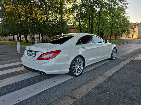 Mercedes-Benz Cls550 2012 photo 3