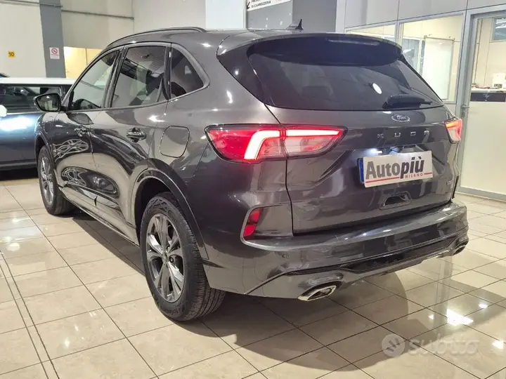 Ford Kuga 2023 photo 2