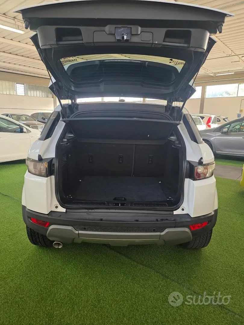 Land Rover Range Rover Evoque 2014 photo 5