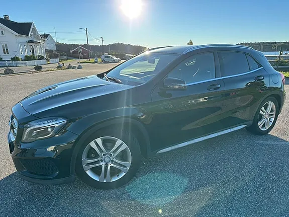 Mercedes-Benz Gla220 D 2016 photo 3