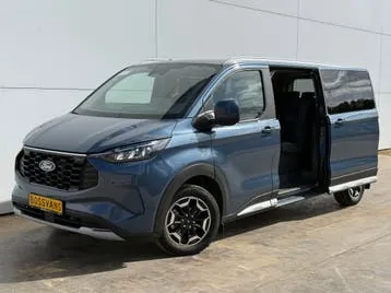 Ford Tourneo Custom 2025 photo 2