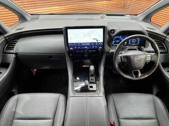 Toyota Alphard Hybrid Z 2023 photo 2