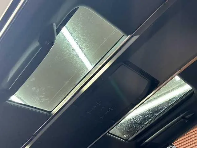 Toyota Alphard Hybrid Z 2023 photo 5