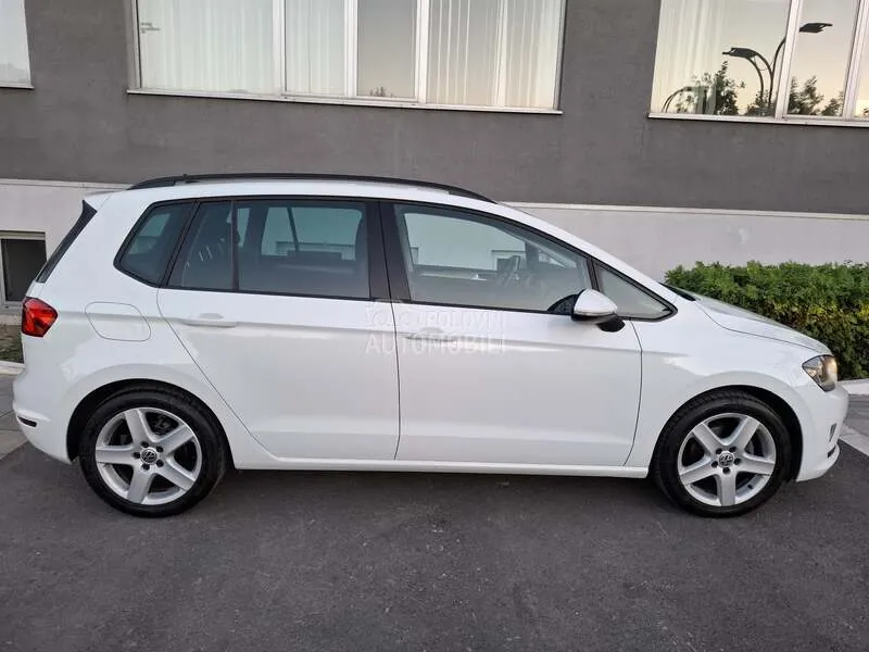 Volkswagen Golf Sportsvan 2017 photo 5