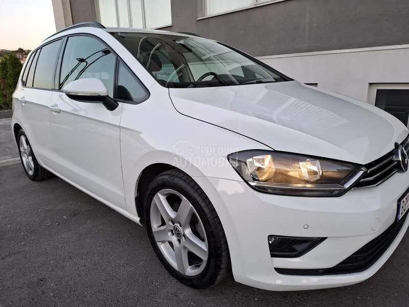 Volkswagen Golf Sportsvan 2017 photo 3