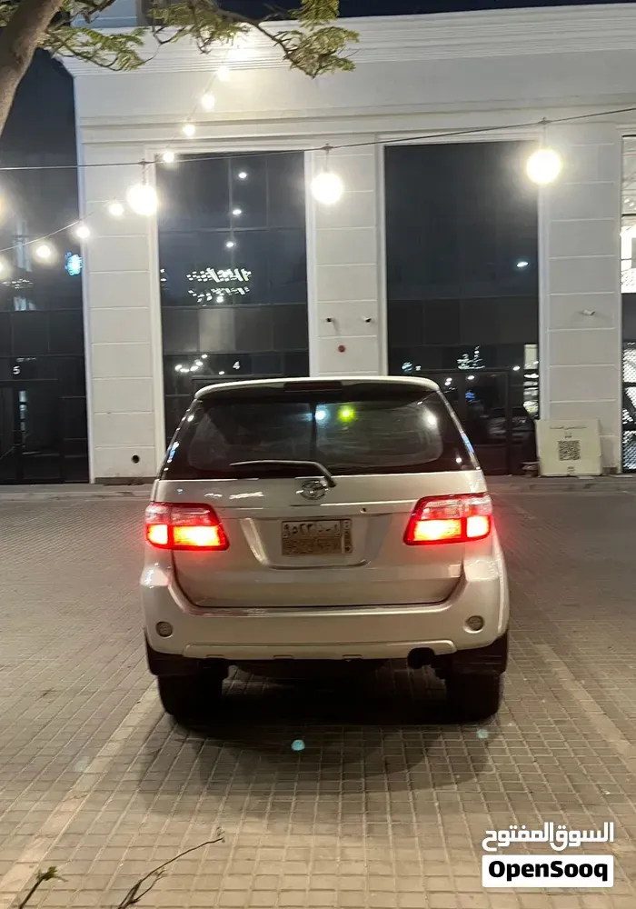 Toyota Fortuner 2008 photo 3