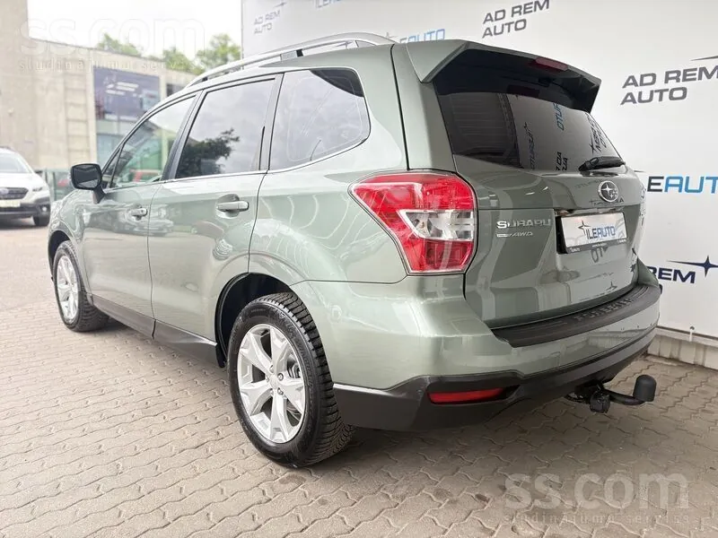 Subaru Forester 2015 photo 3