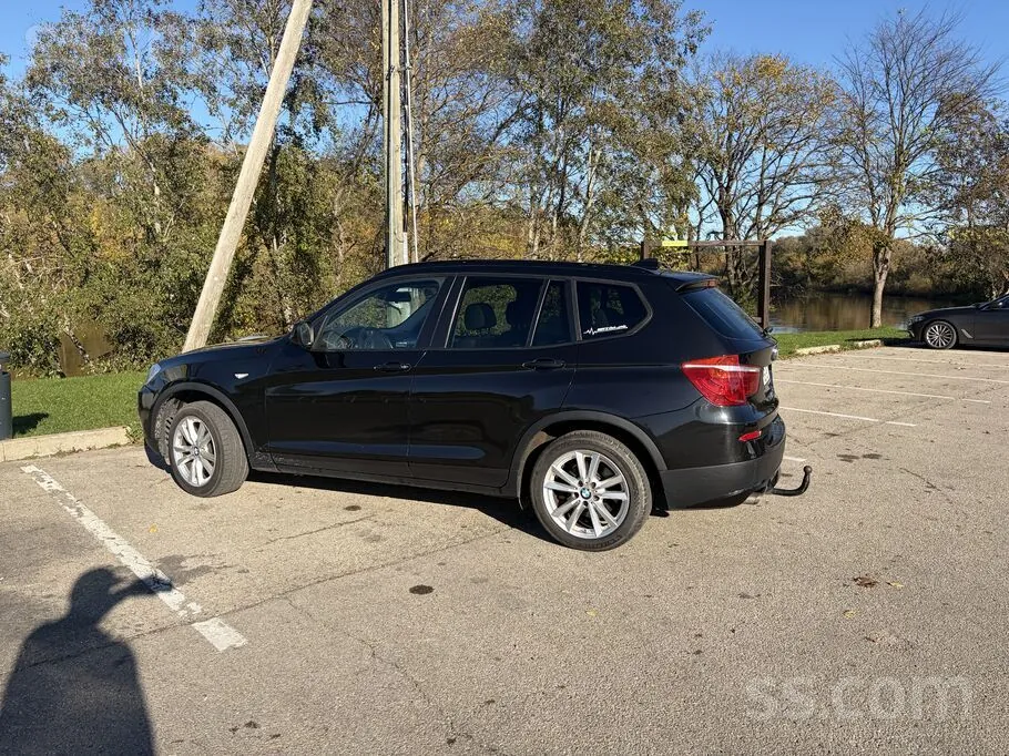 BMW X3 2012 photo 4