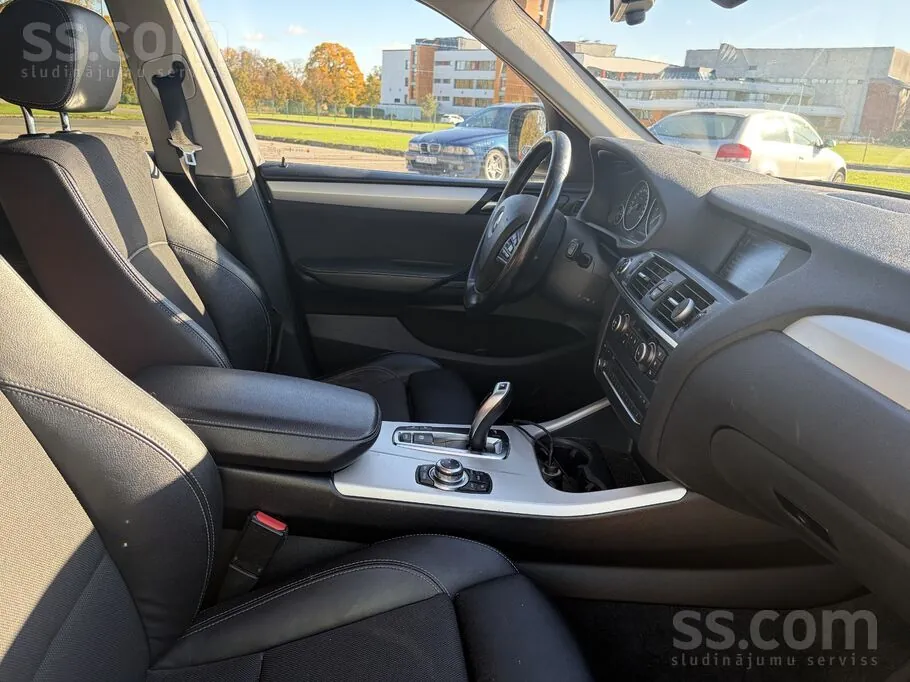 BMW X3 2012 photo 5