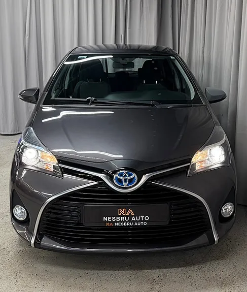 Toyota Yaris 2015 photo 4