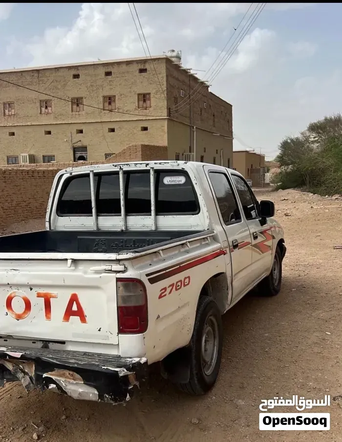 Toyota Hilux 1999 photo 4