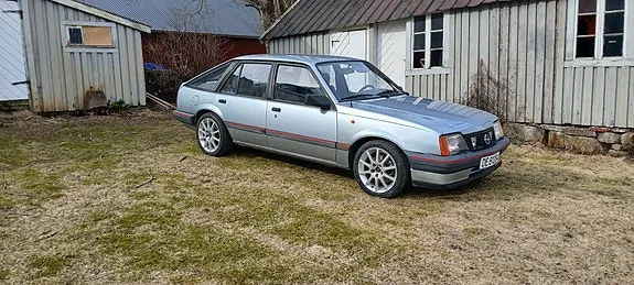 Opel Ascona