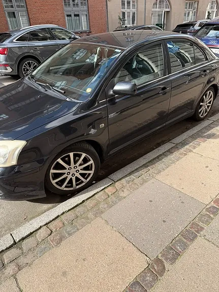Toyota Avensis 2006 photo 2