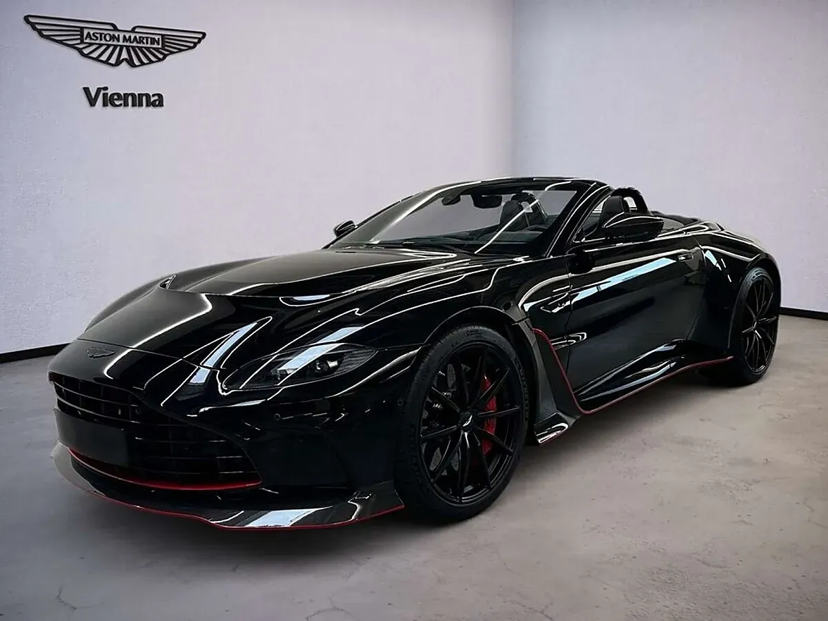 Aston Martin V12 Vantage
