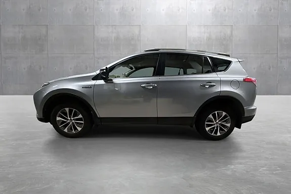 Toyota Rav4 2018 photo 2