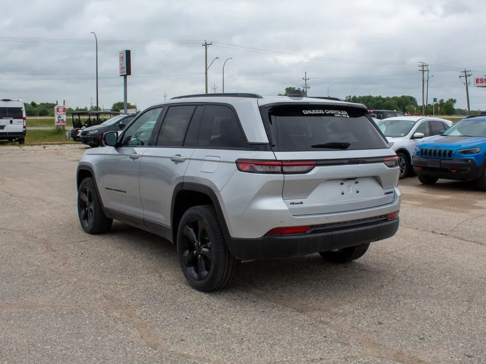 Jeep Grand Cherokee 2024 photo 5