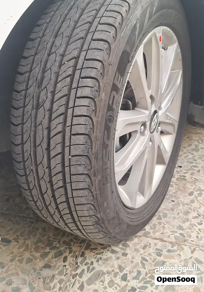 Hyundai Elantra 2015 photo 2