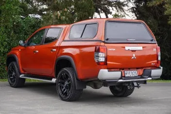 Mitsubishi Triton 2020 photo 4