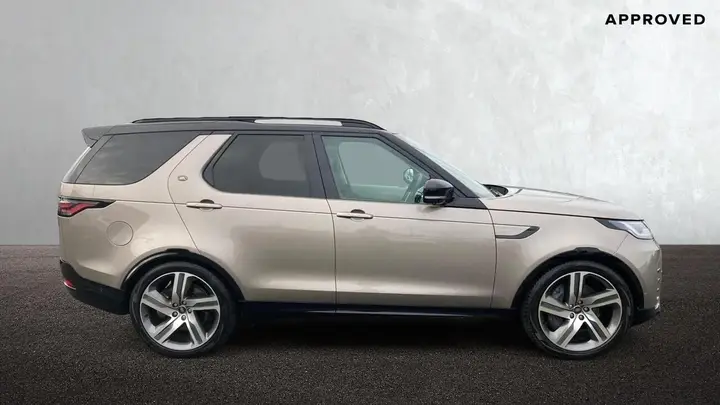 Land Rover Discovery 2024 photo 5