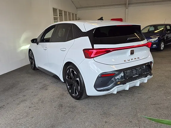 Cupra Born 2023 photo 4