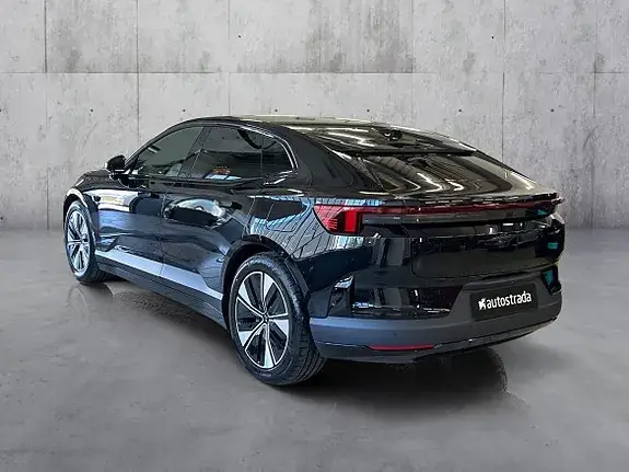 Polestar 4 2026 photo 3