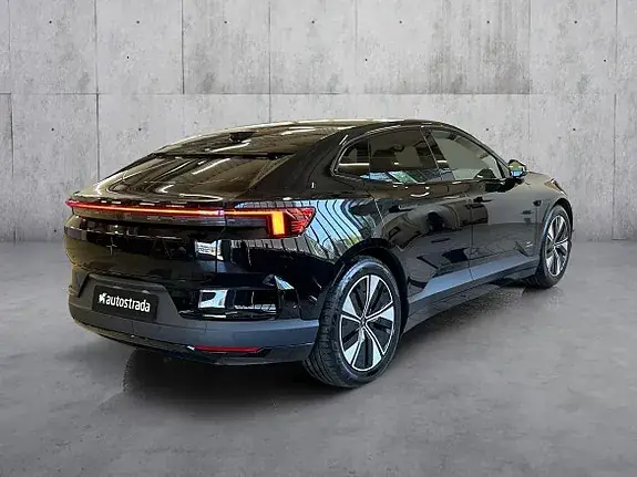 Polestar 4 2026 photo 5
