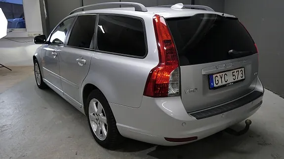 Volvo V50 2010 photo 3