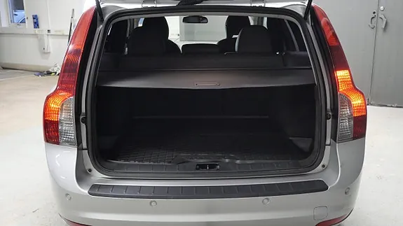 Volvo V50 2010 photo 5