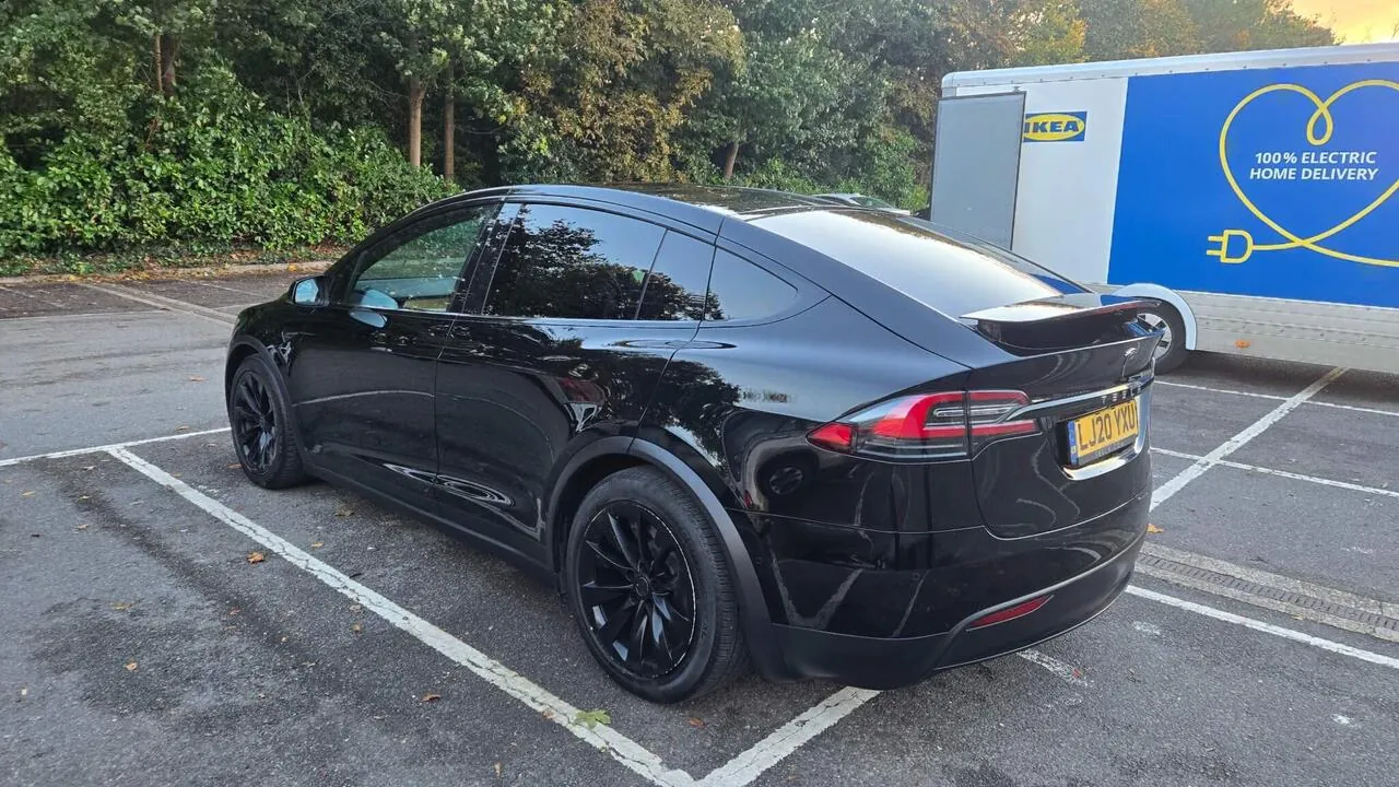 Tesla Model X 2020 photo 3