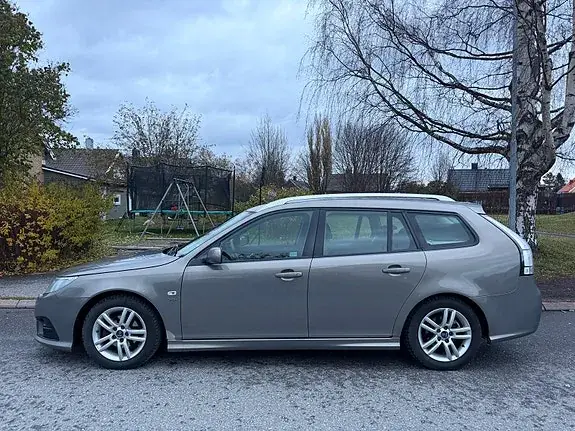 Saab 9-3 2012 photo 5