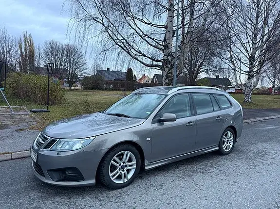 Saab 9-3 2012 photo 4
