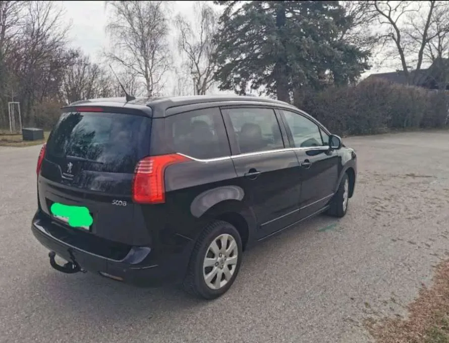 Peugeot 5008 2015 photo 3