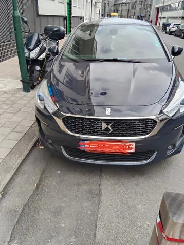DS Automobiles Ds5