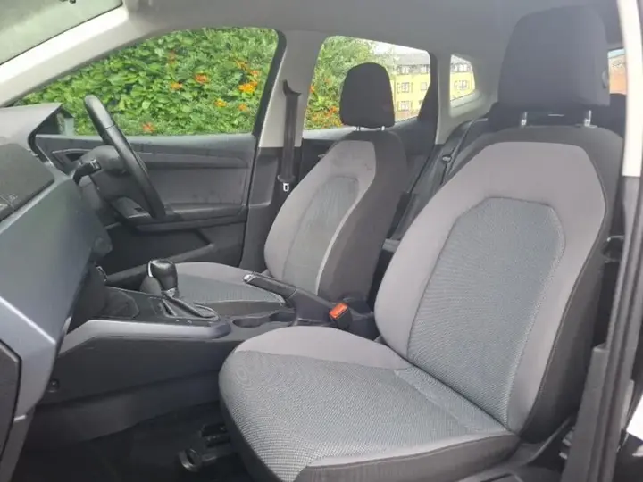 Seat Arona 2018 photo 5