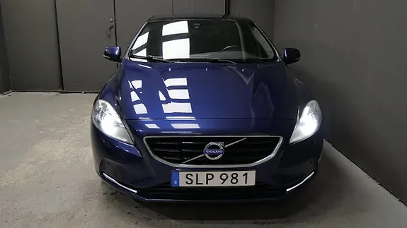 Volvo V40 2015 photo 3