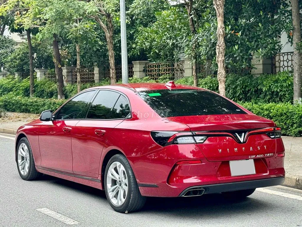 Vinfast Lux A 2021 photo 2