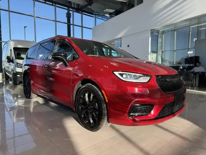 Chrysler Pacifica