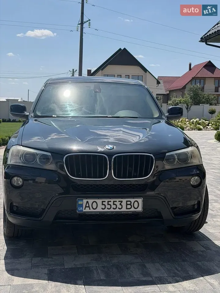BMW X3 2011 photo 2