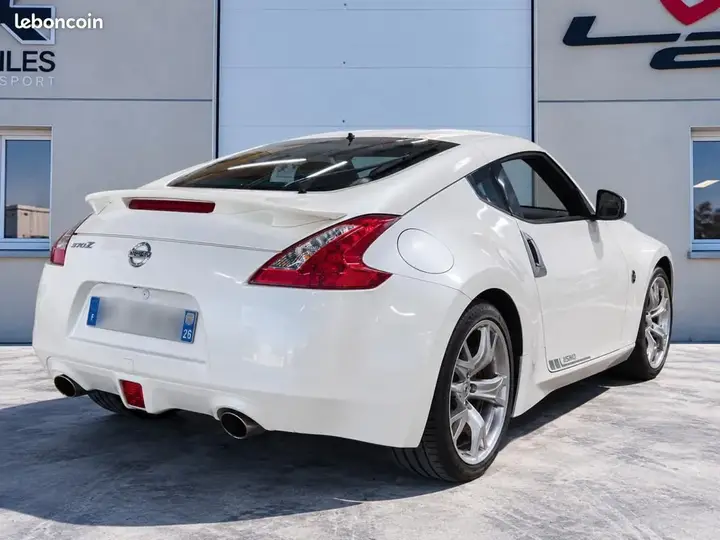 Nissan 370Z 2009 photo 2