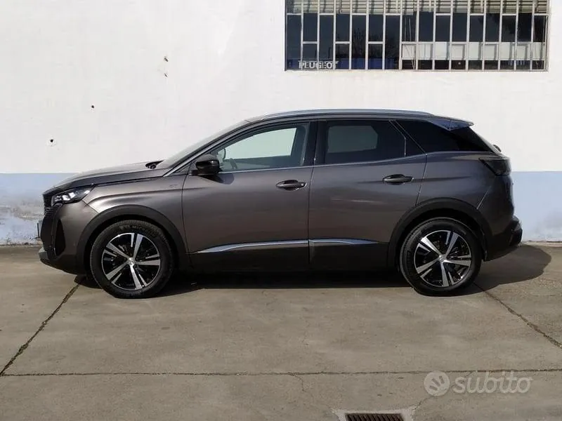 Peugeot 3008 2023 photo 3