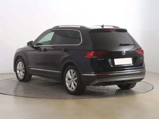 Volkswagen Tiguan 2018 photo 3