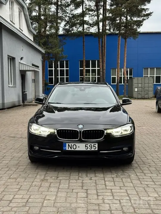 BMW 320 2017 photo 2