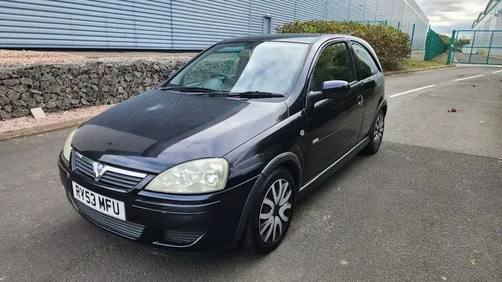 Vauxhall Corsa 2004 photo 5