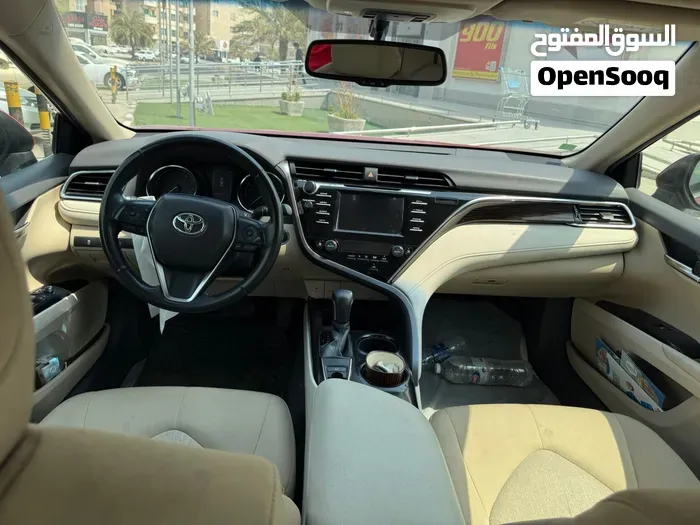 Toyota Camry 2018 photo 3