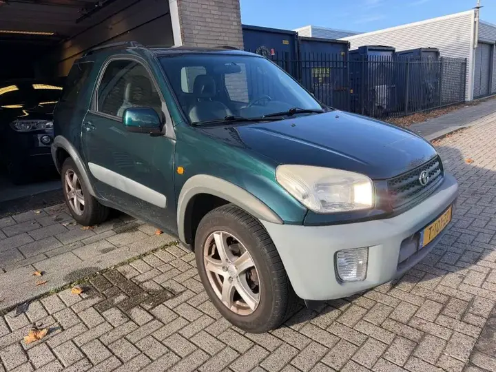 Toyota Rav4 2002 photo 5