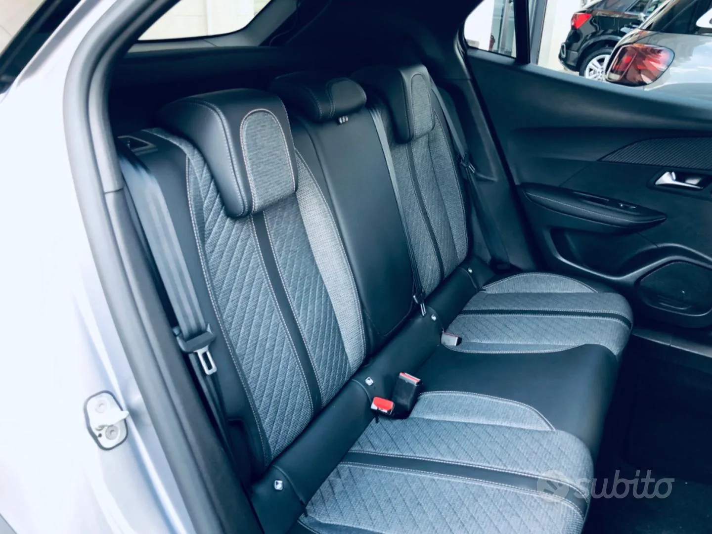 Peugeot 2008 2024 photo 5