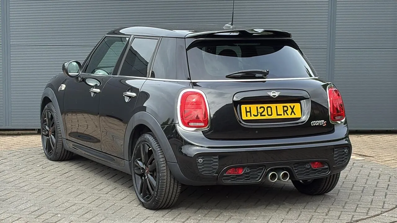 Mini Hatch 2020 photo 3