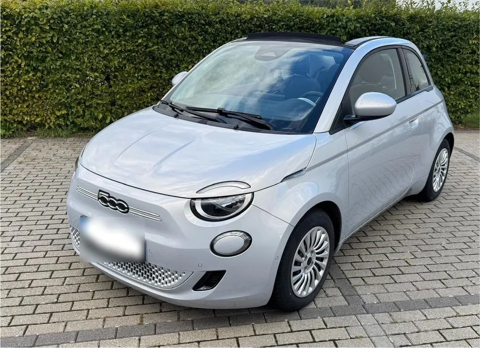 Fiat 500E